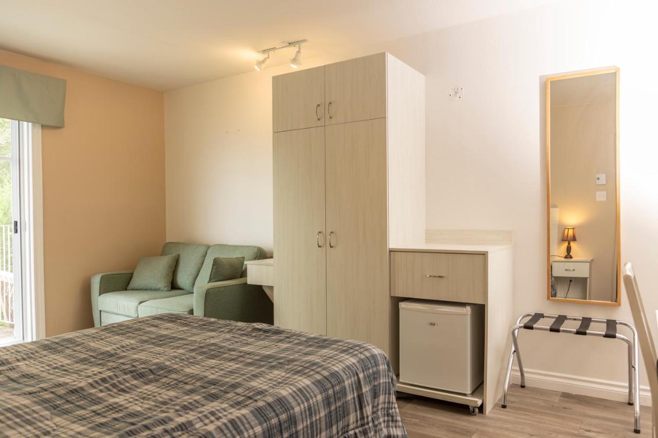 Auberge De La Riviere Saguenay 그랜드바이 외부 사진